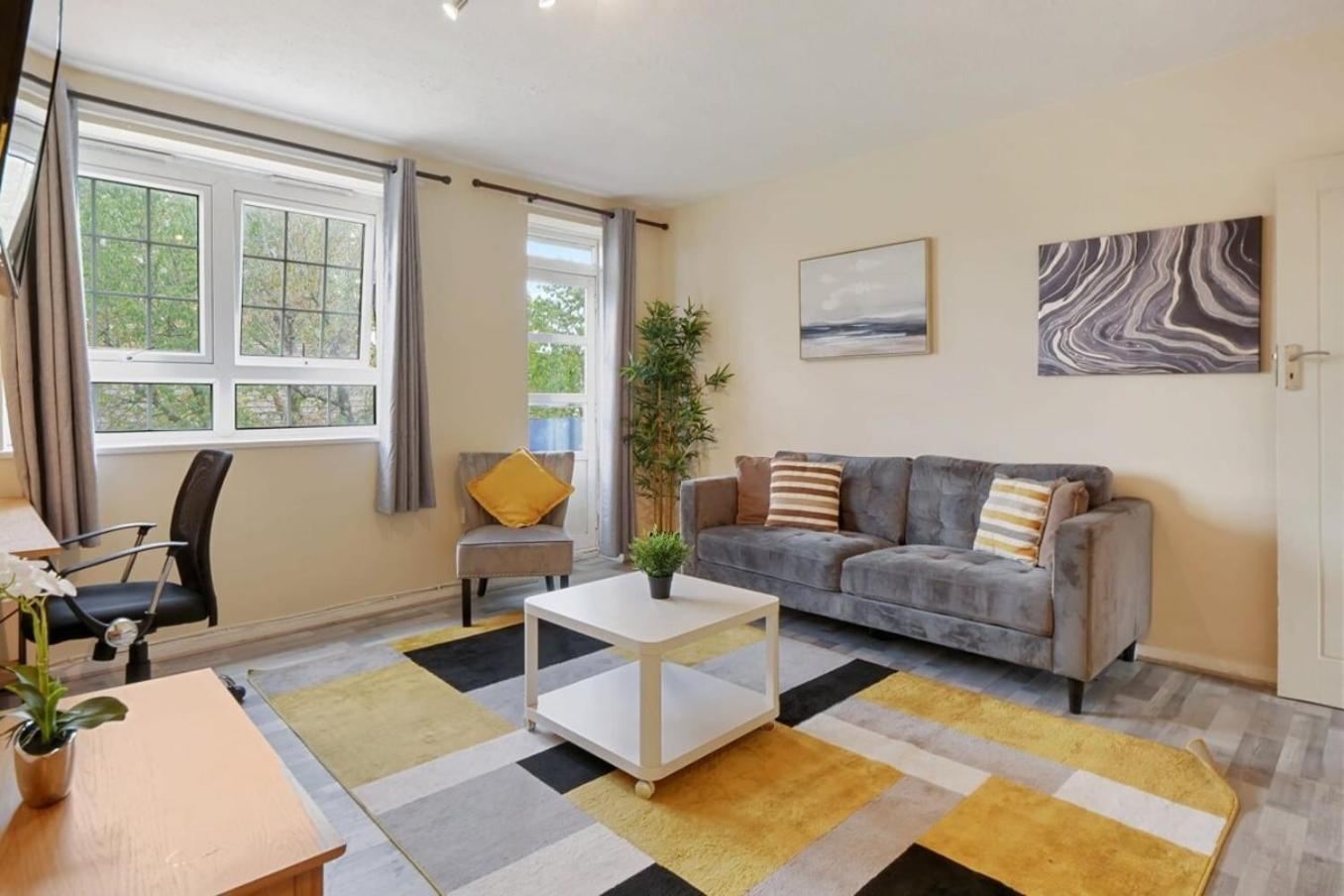 The Serene 2-Bedroom Flat W Free Street Parking Sutton  Exterior foto